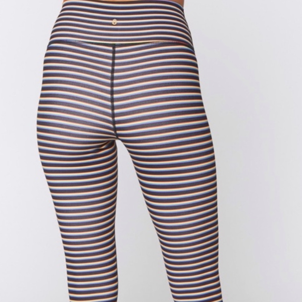 Spiritual Gangster Essential Rainbow Striped High-Waisted Sculpt Leggings XS ** - Picture 3 of 9